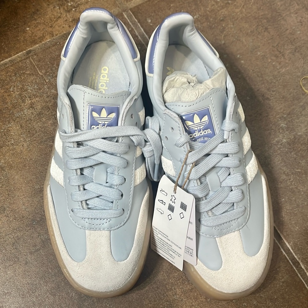 Adidas Sambas